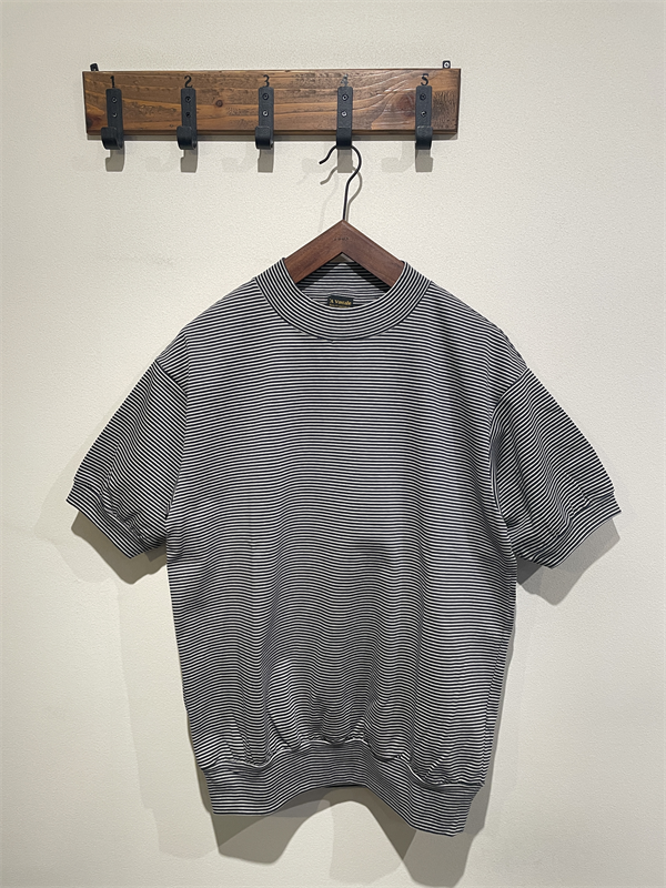 A VONTADE（アボンタージ） No.VTD-0646-CS ボーダーモックネックTシャツ